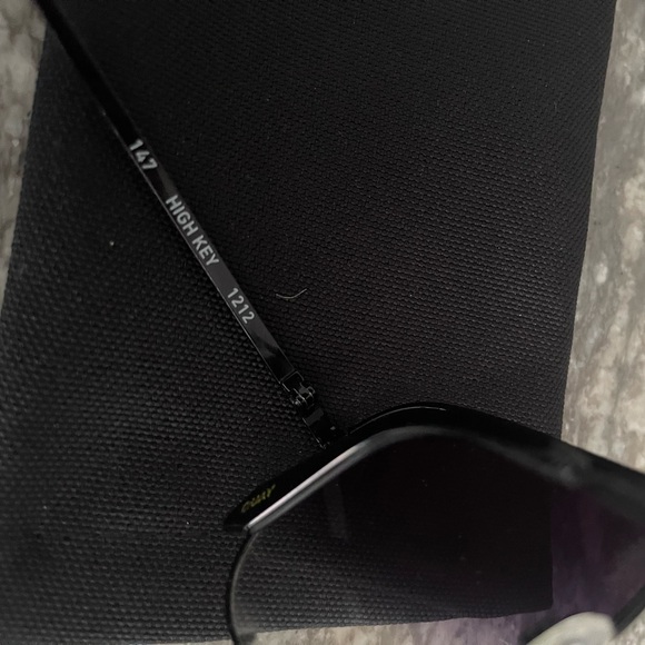 Quay High Key Aviator Sunglasses- Black/Fade to Clear - Picture 5 of 7